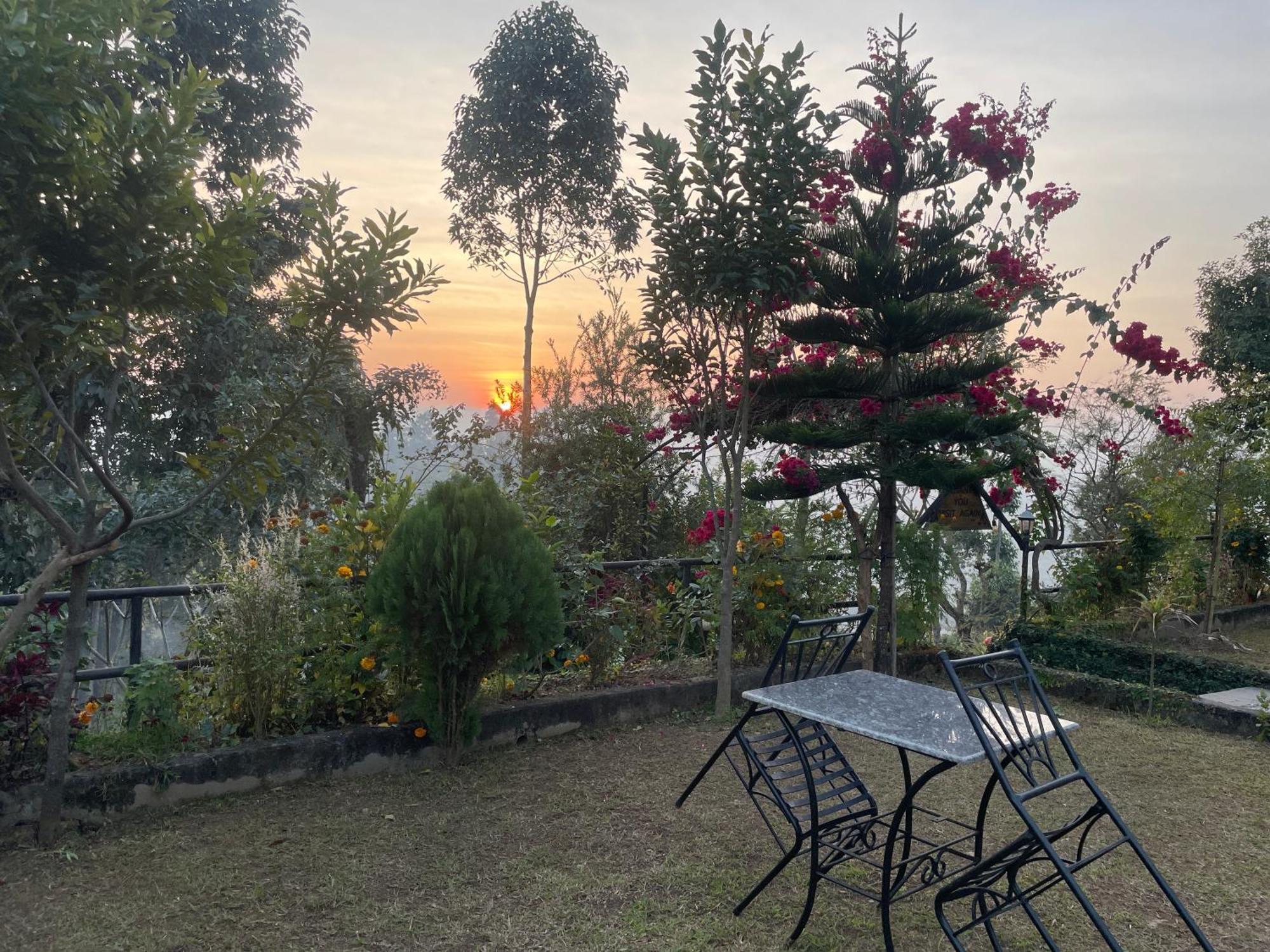 Himalaya Serene View Guest House & Farm Stay Deorali Exterior photo